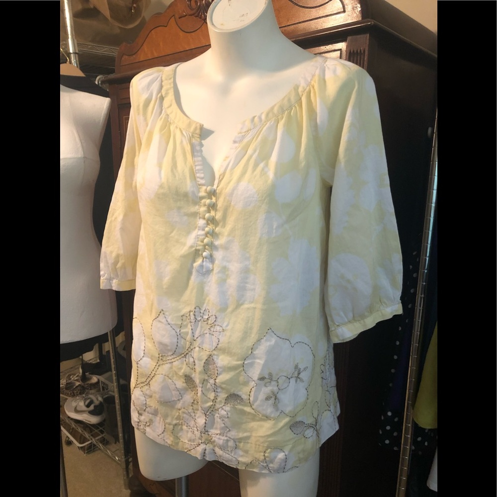 Cabi V neck top